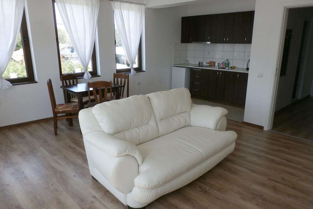 Aleksandrovo Apartments Εξωτερικό φωτογραφία